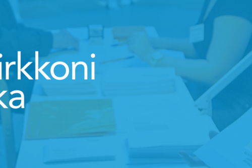 Minun kirkkoni -vaalikuvassa on äänestystapahtuma käynnissä.