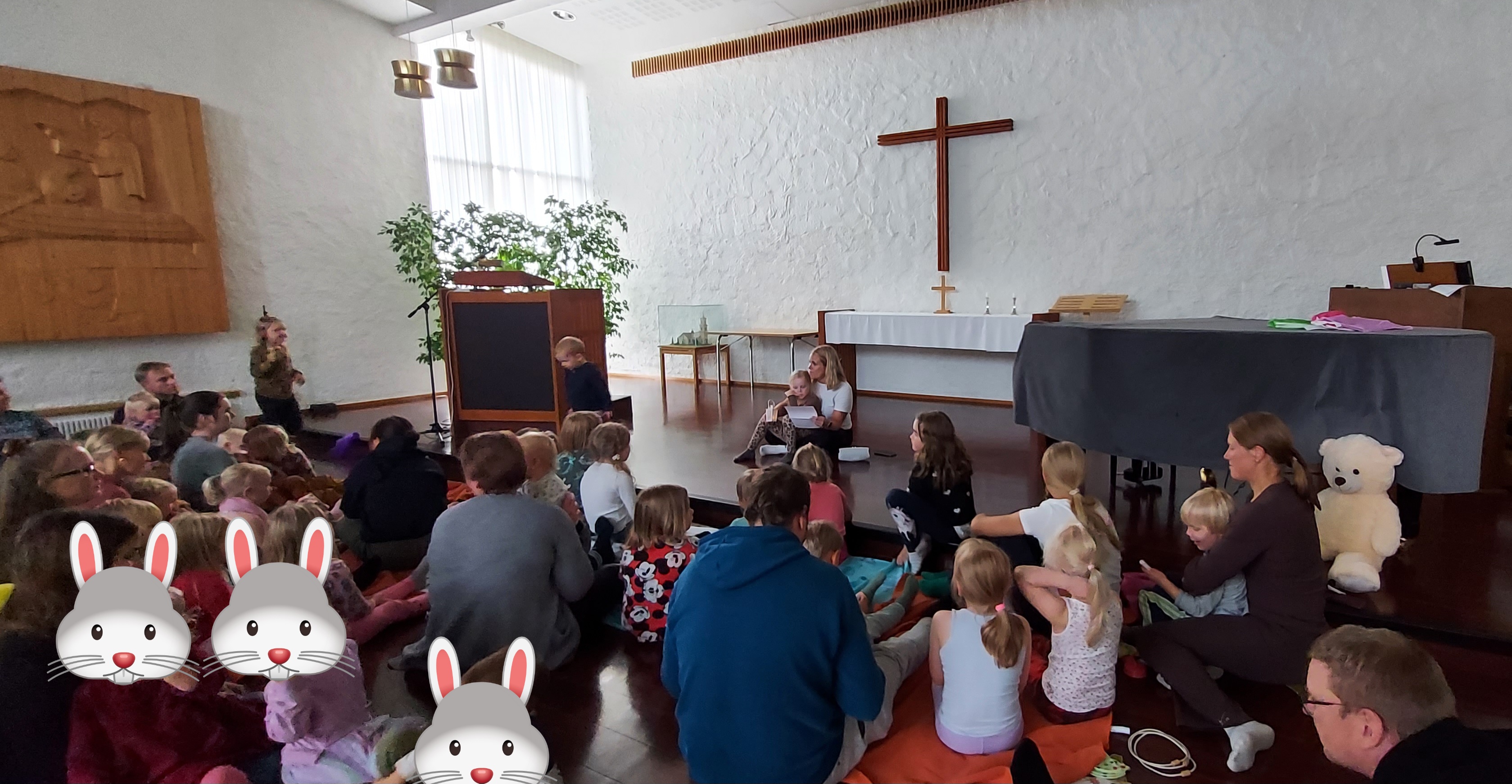 Iltaperhekerhon iltahartaus.